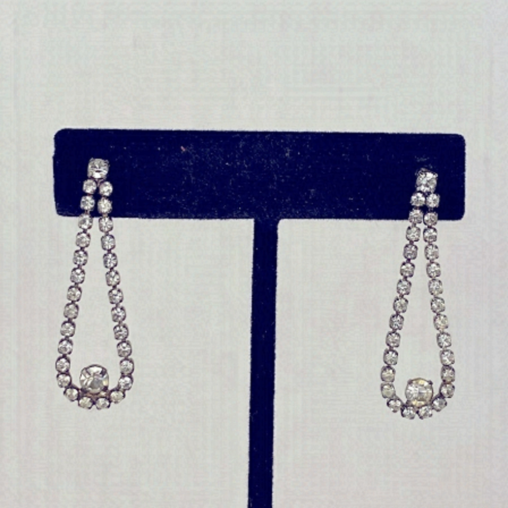 EARRINGS Vintage rhinestone dangle earrings teardrop stud